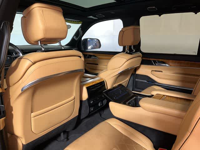2022 Jeep Grand Wagoneer Series III