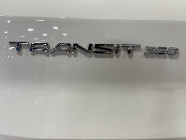 2023 Ford Transit Passenger Wagon XLT