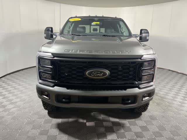 2025 Ford Super Duty F-250® Lariat®