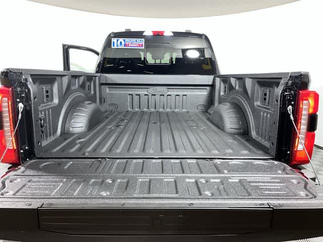 2026 Ford Super Duty F-350® Lariat®