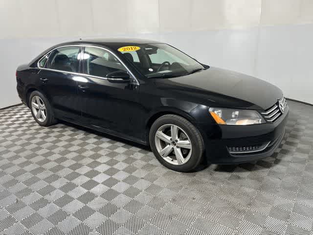 Used 2012 Volkswagen Passat SE with VIN 1VWBP7A38CC051977 for sale in Franklin, IN