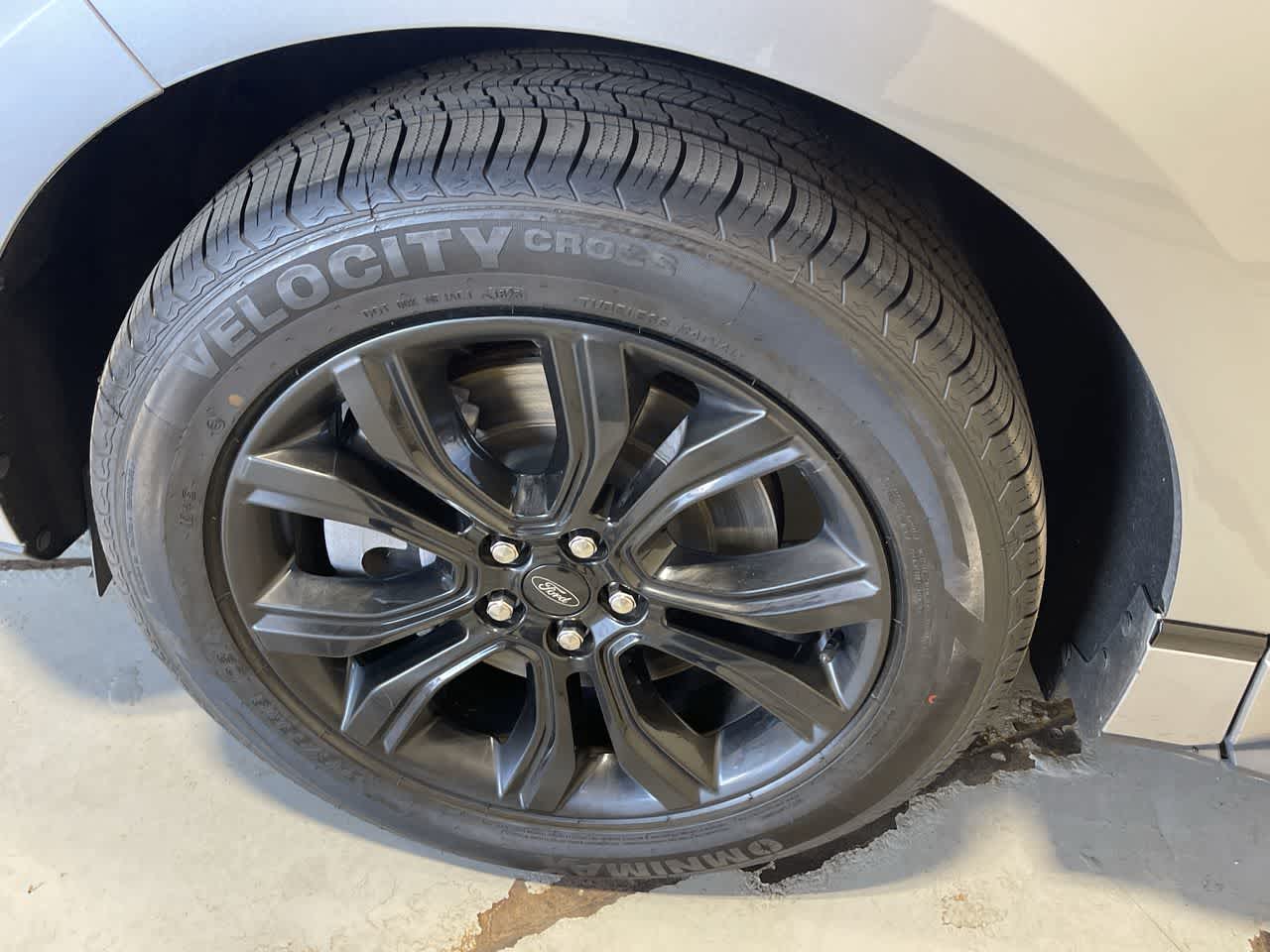 2023 Ford Edge SE