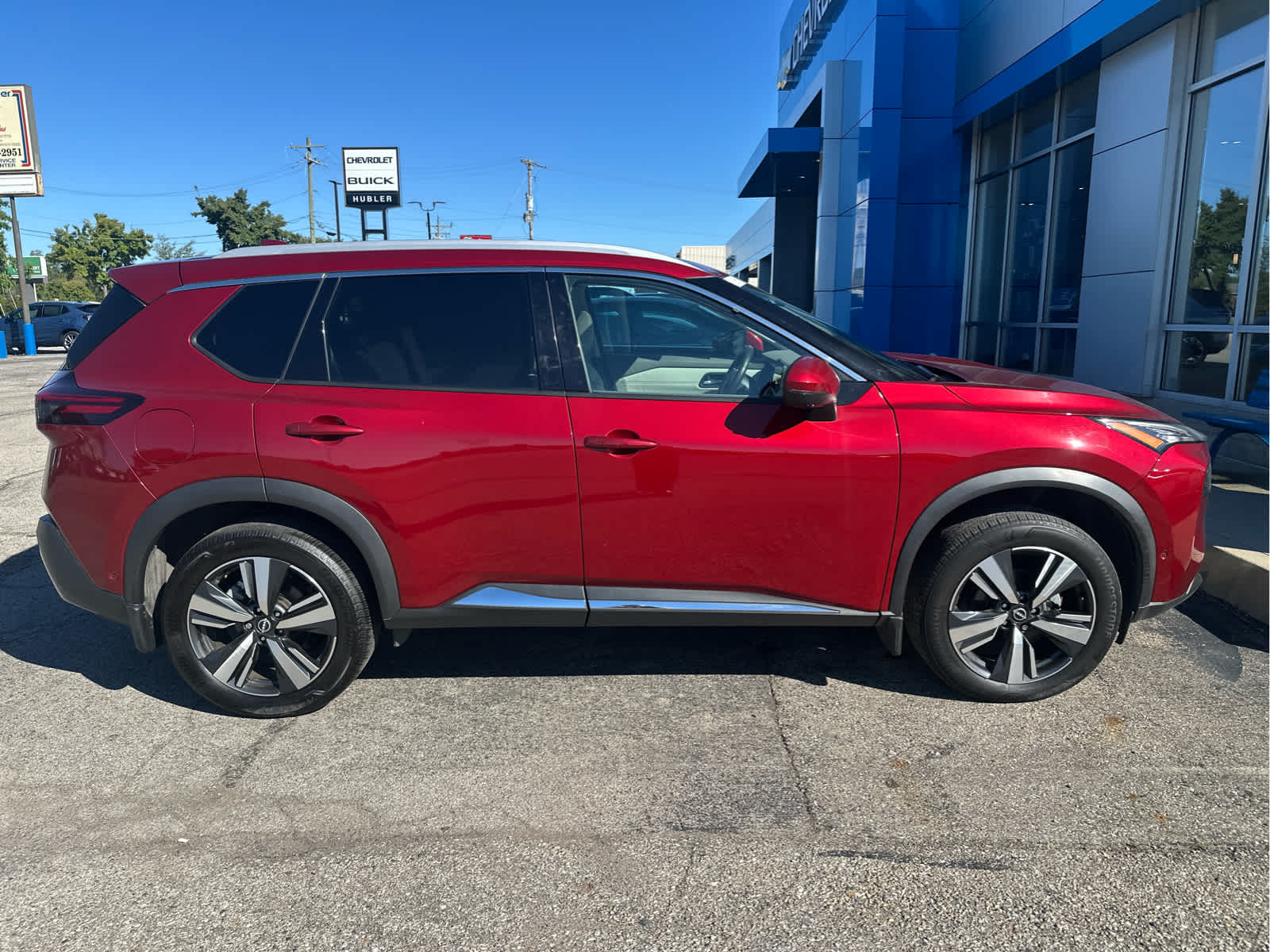 2023 Nissan Rogue SL