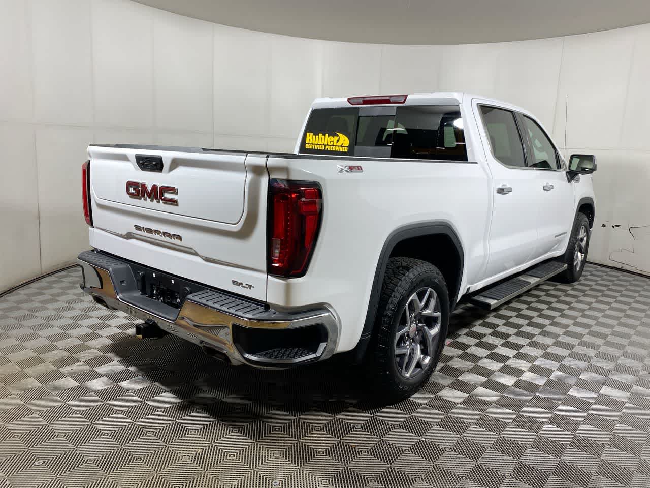 2024 GMC Sierra 1500 SLT