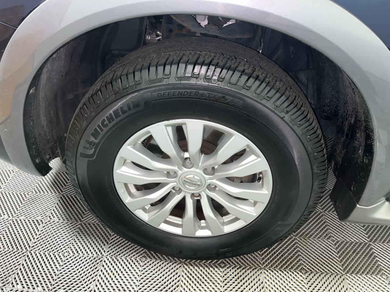 2017 Nissan Armada SV