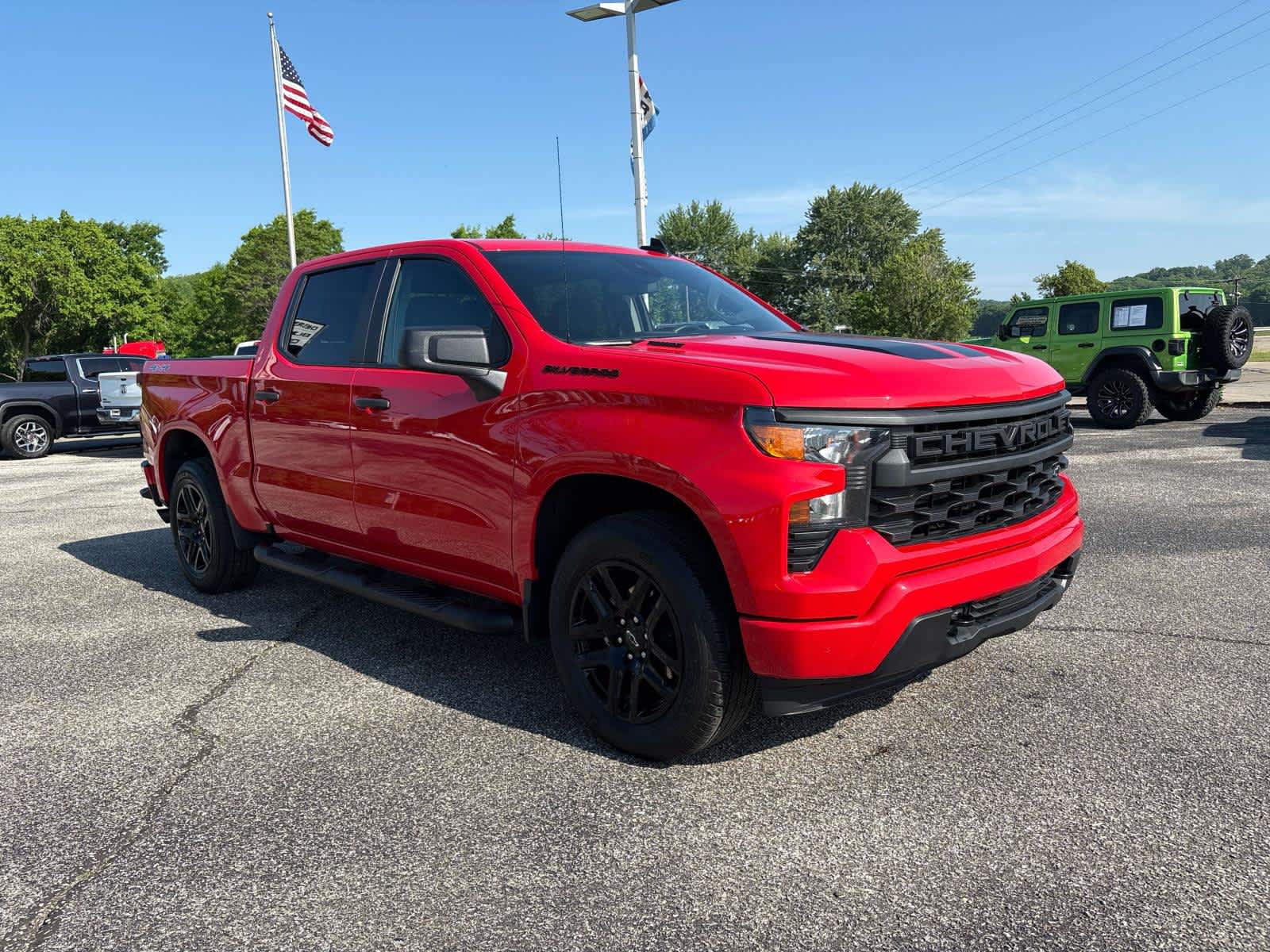 2025 Chevrolet Silverado 1500 Custom