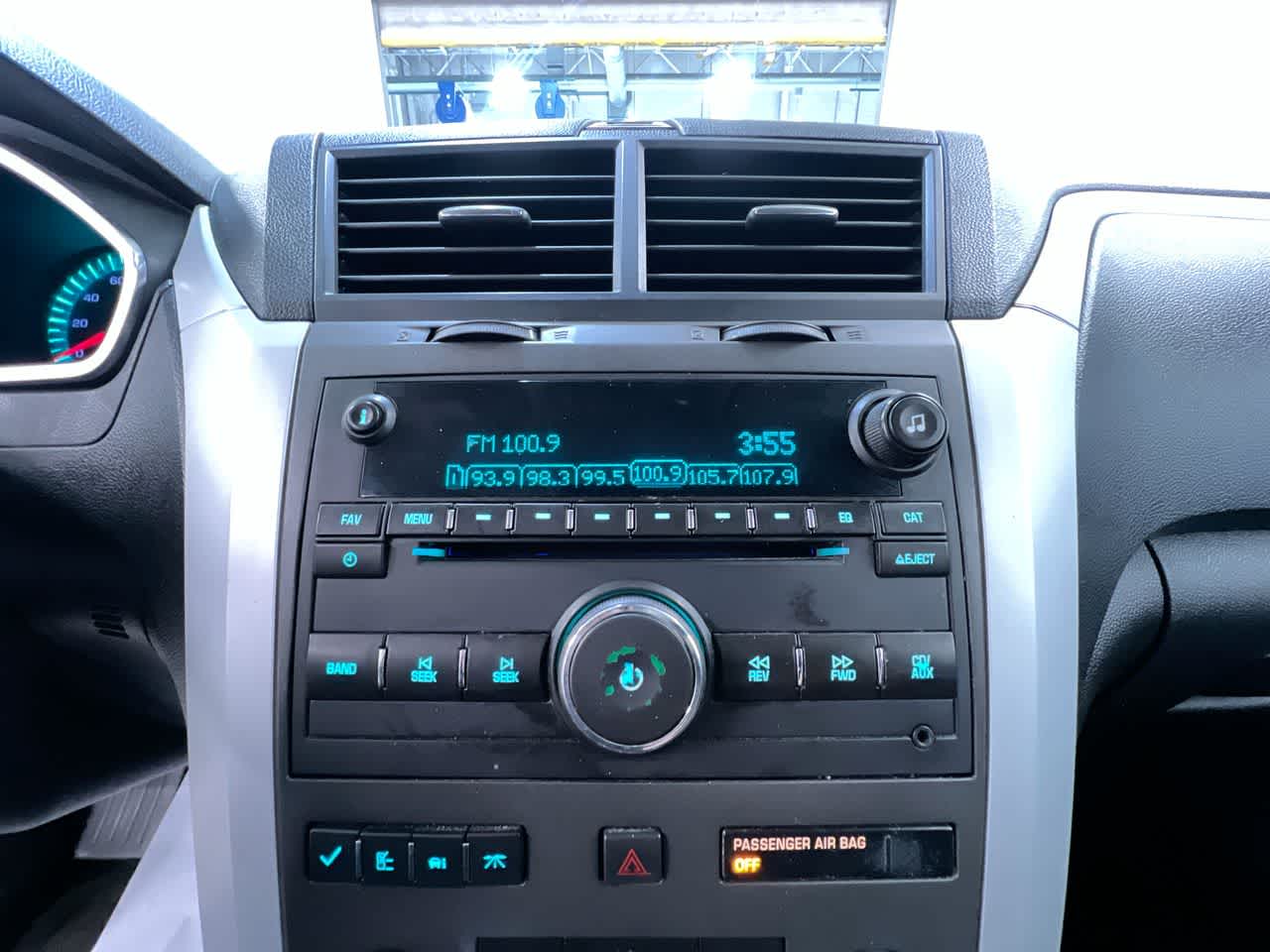 2011 Chevrolet Traverse LT w/1LT