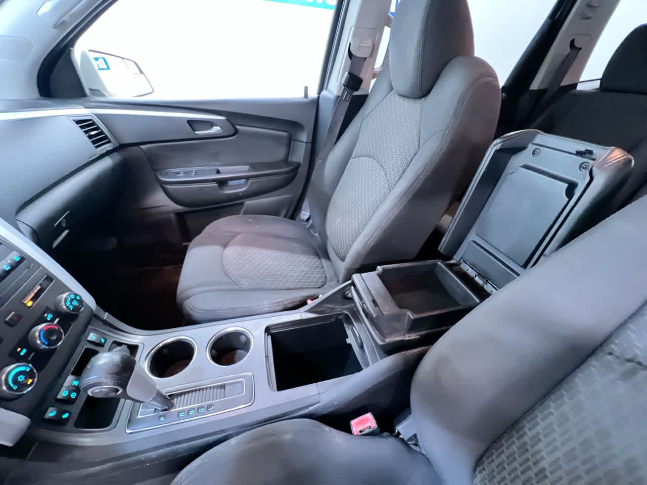 2011 Chevrolet Traverse LT w/1LT