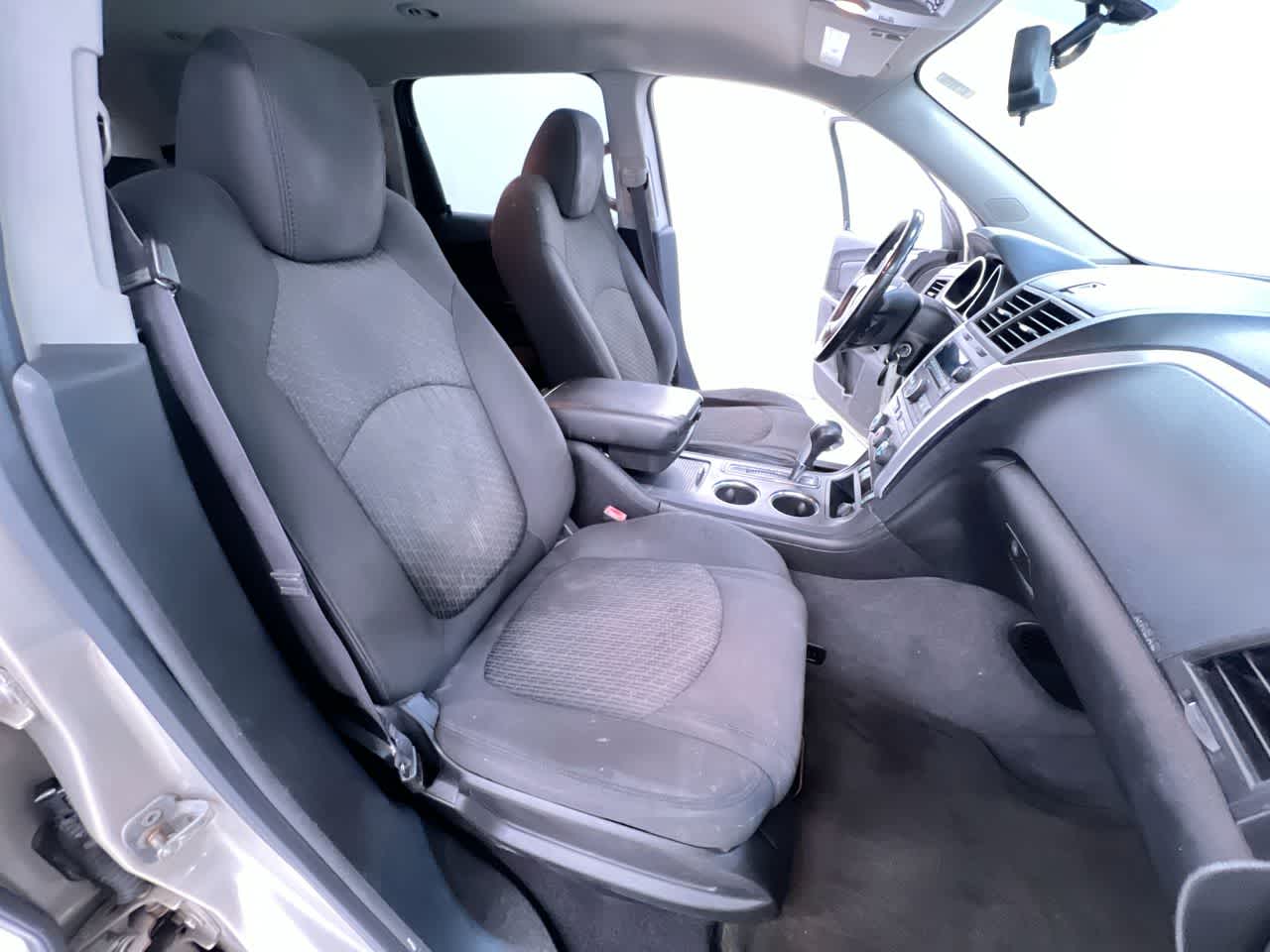 2011 Chevrolet Traverse LT w/1LT