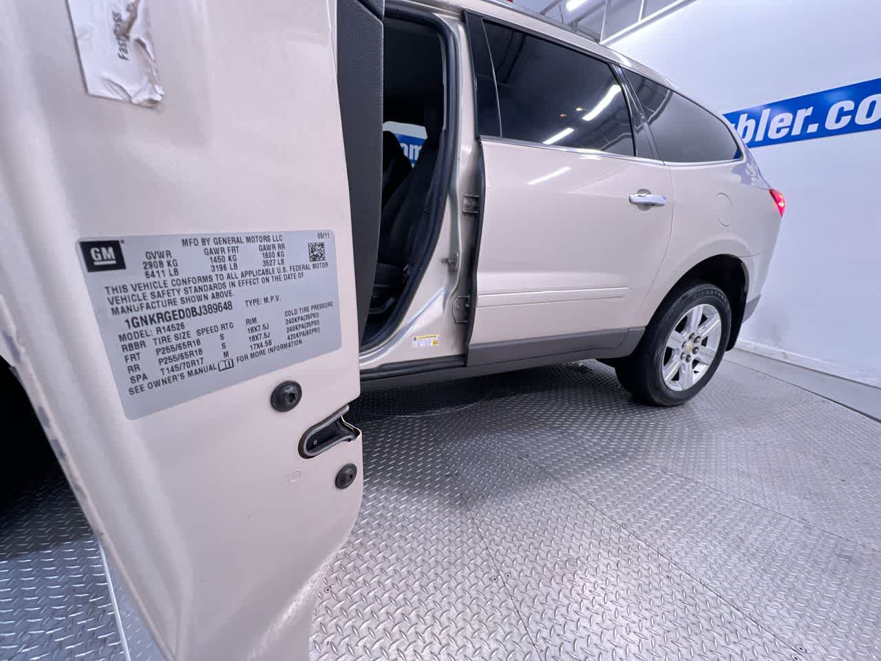 2011 Chevrolet Traverse LT w/1LT