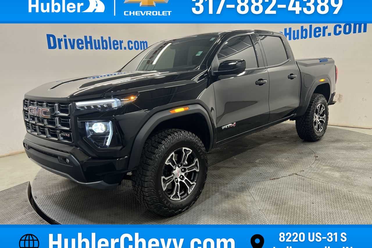 2023 GMC Canyon 4WD AT4