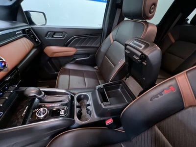 2023 GMC Canyon 4WD AT4