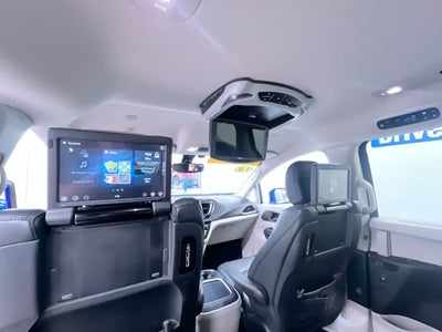 2018 Chrysler Pacifica Touring L Plus