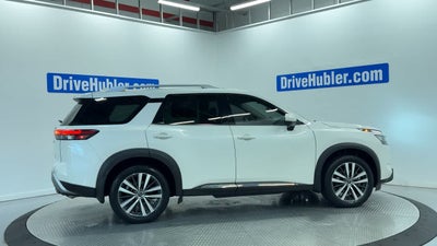 2022 Nissan Pathfinder Platinum