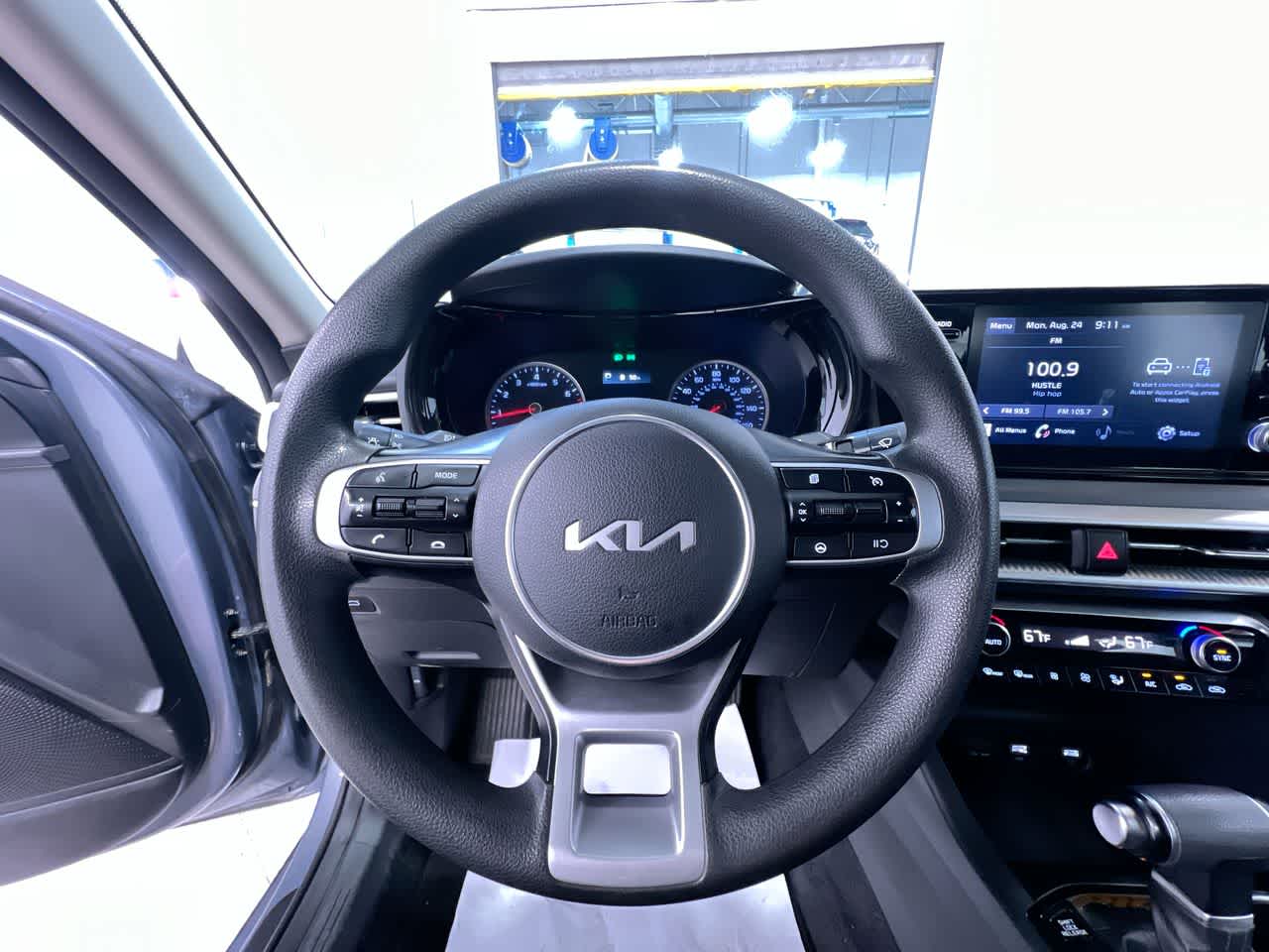 2022 Kia K5 LXS