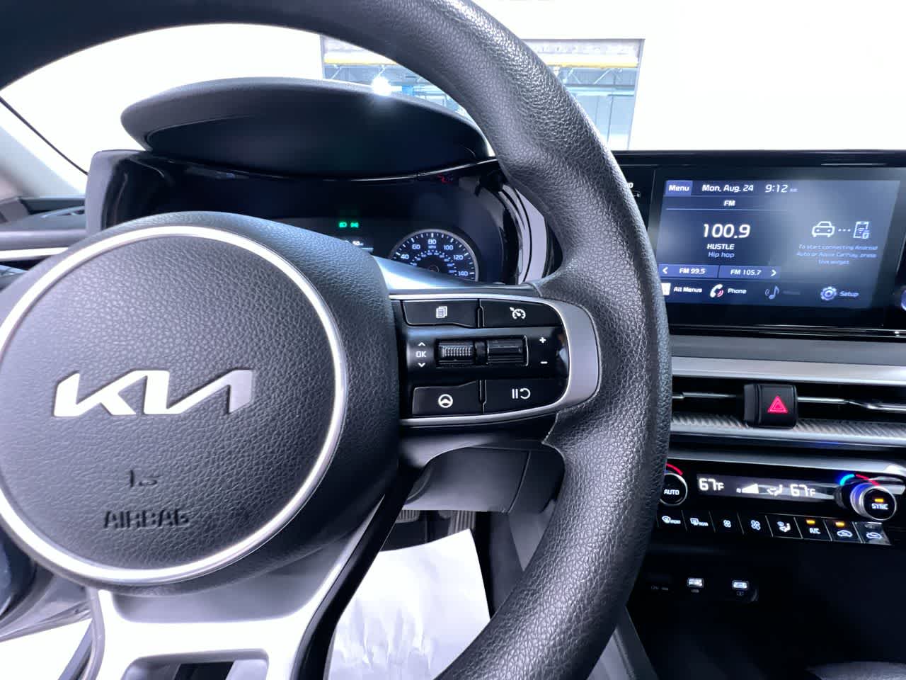 2022 Kia K5 LXS