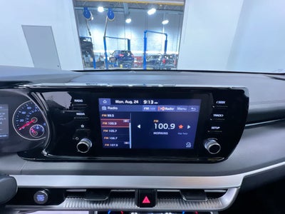 2022 Kia K5 LXS