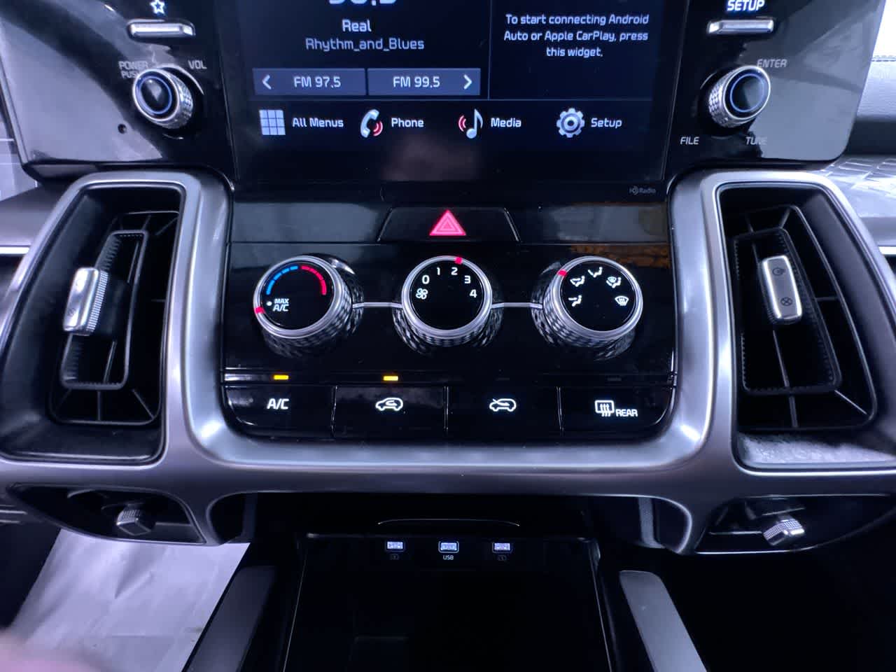 2023 Kia Sorento LX