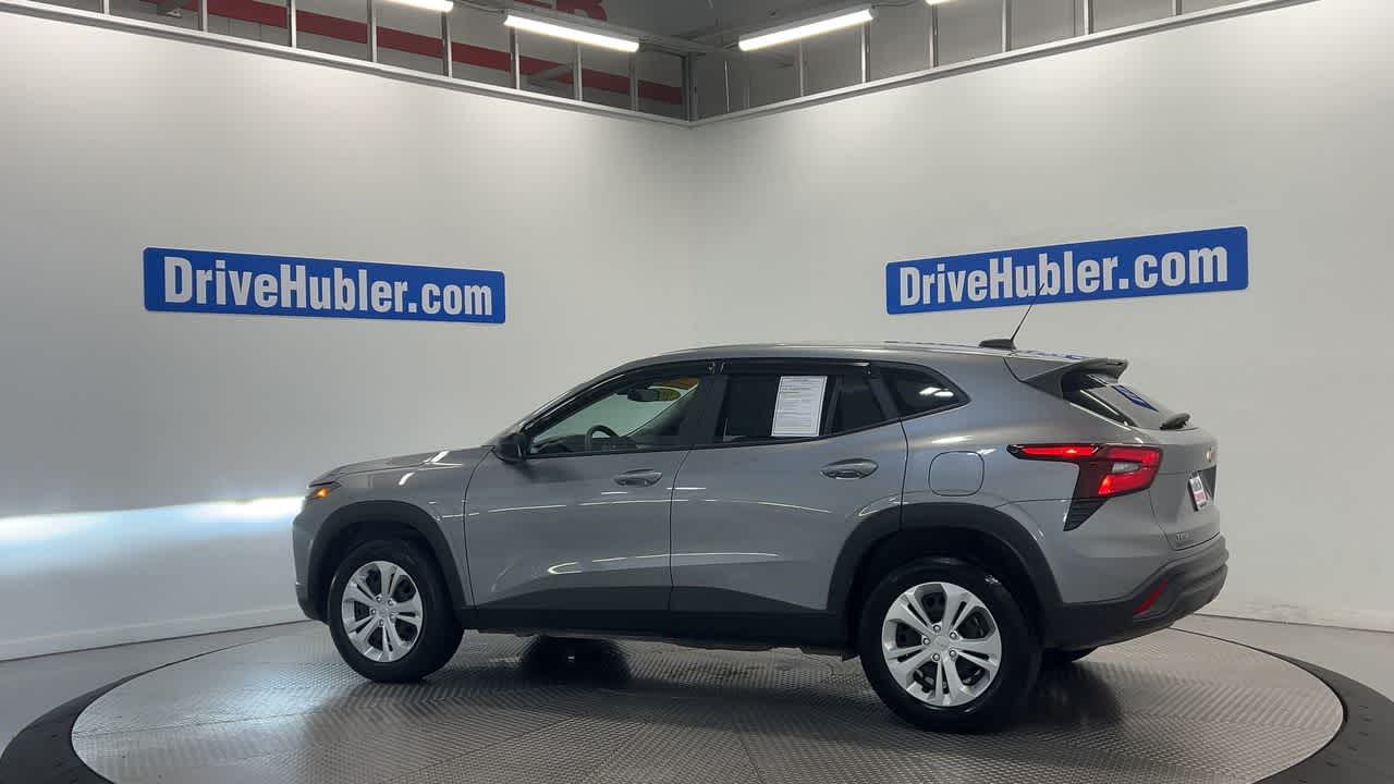 2025 Chevrolet Trax LS