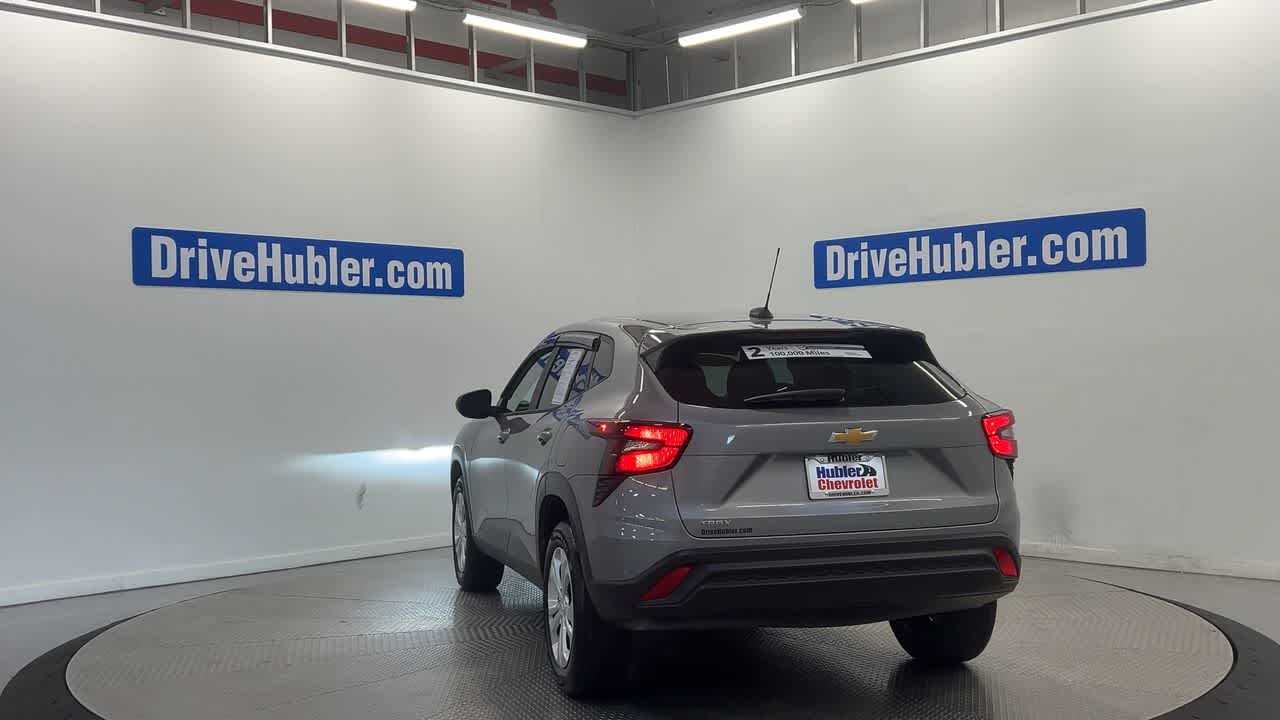 2025 Chevrolet Trax LS