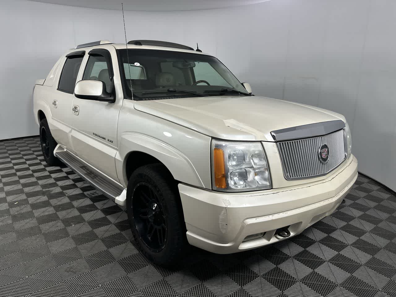 2005 Cadillac Escalade EXT Base