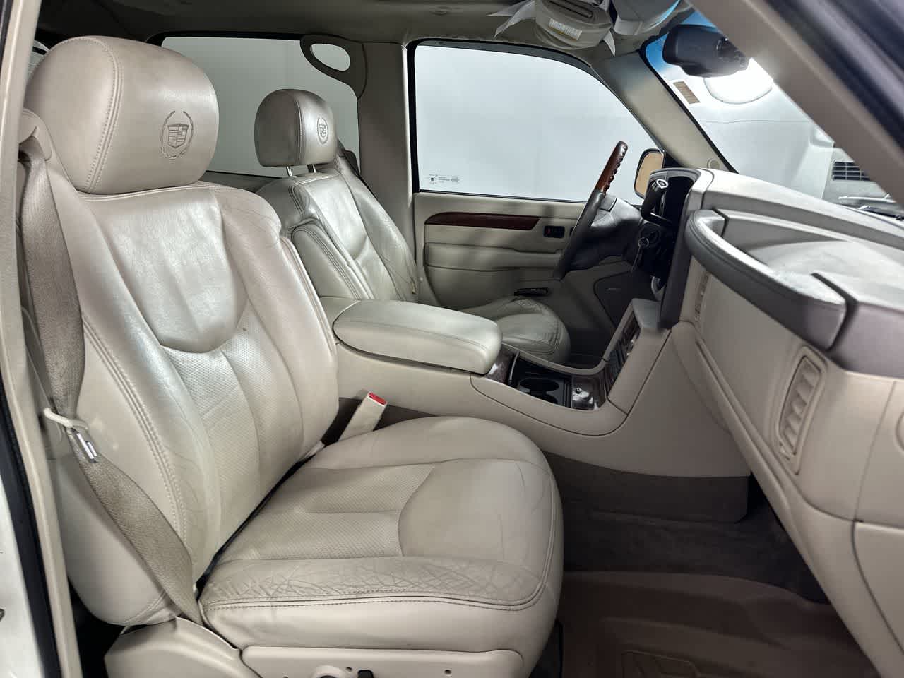 2005 Cadillac Escalade EXT Base