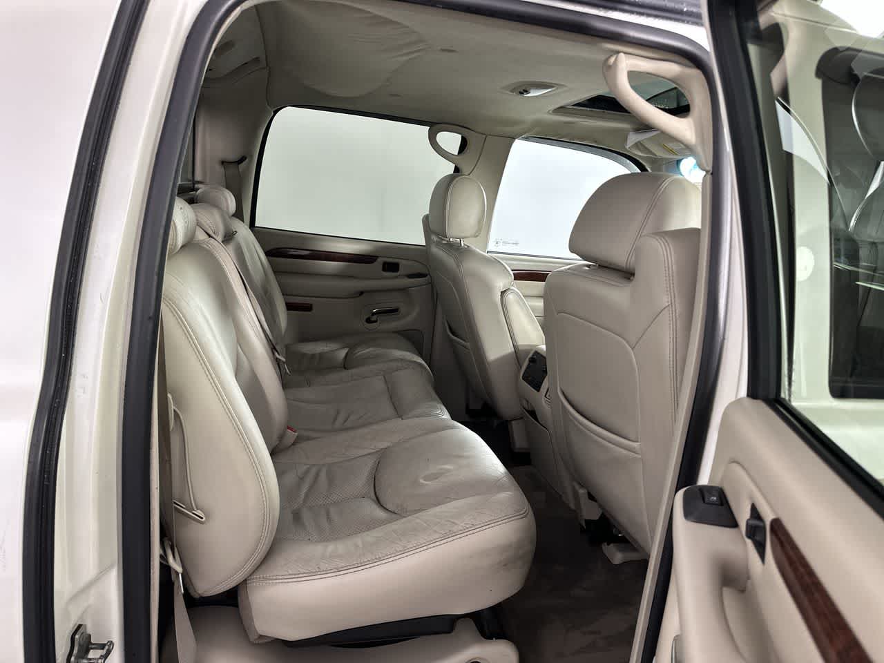 2005 Cadillac Escalade EXT Base
