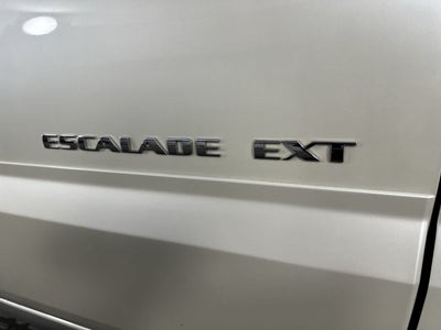 2005 Cadillac Escalade EXT Base