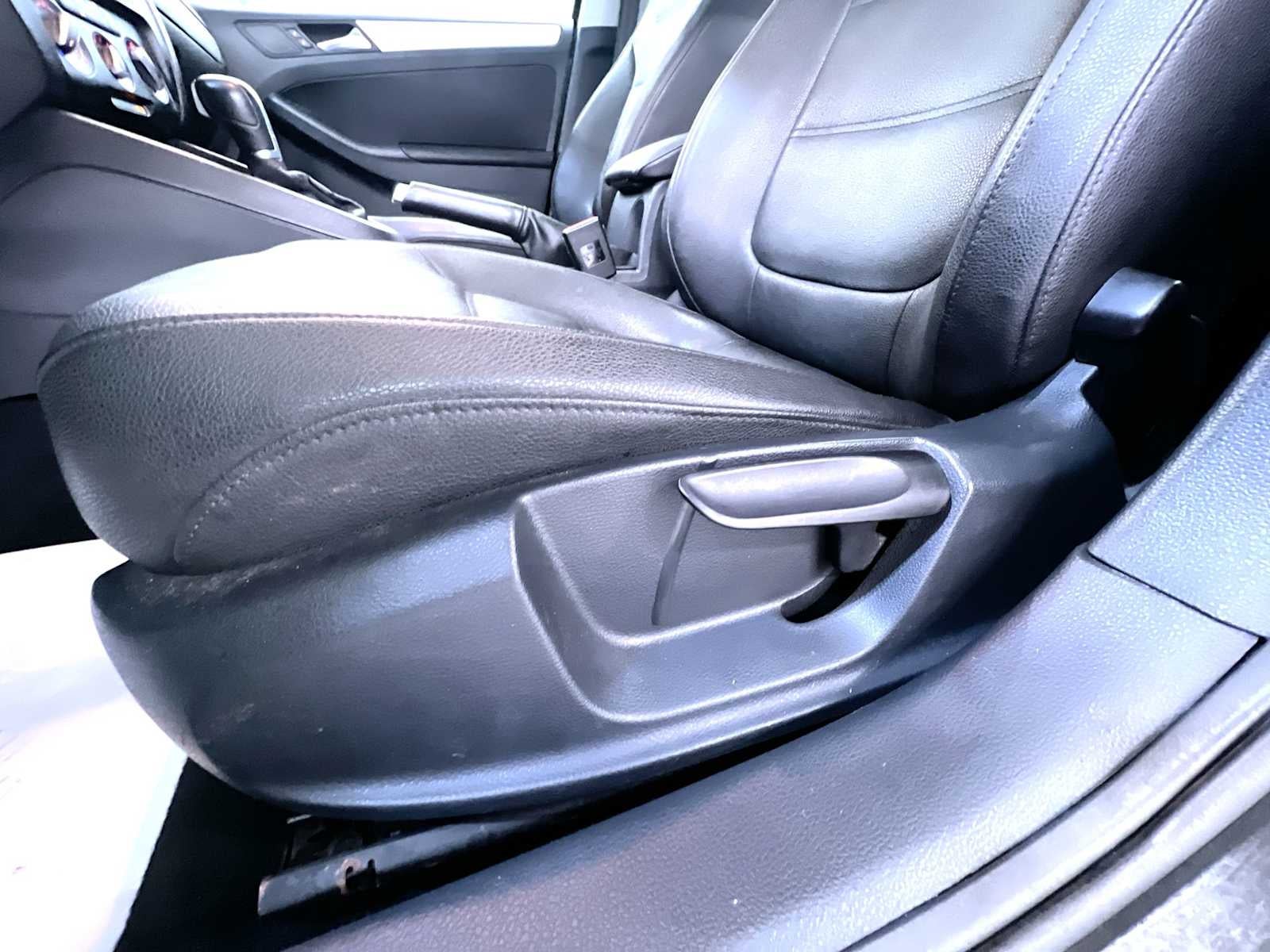 2011 Volkswagen Jetta TDI LE