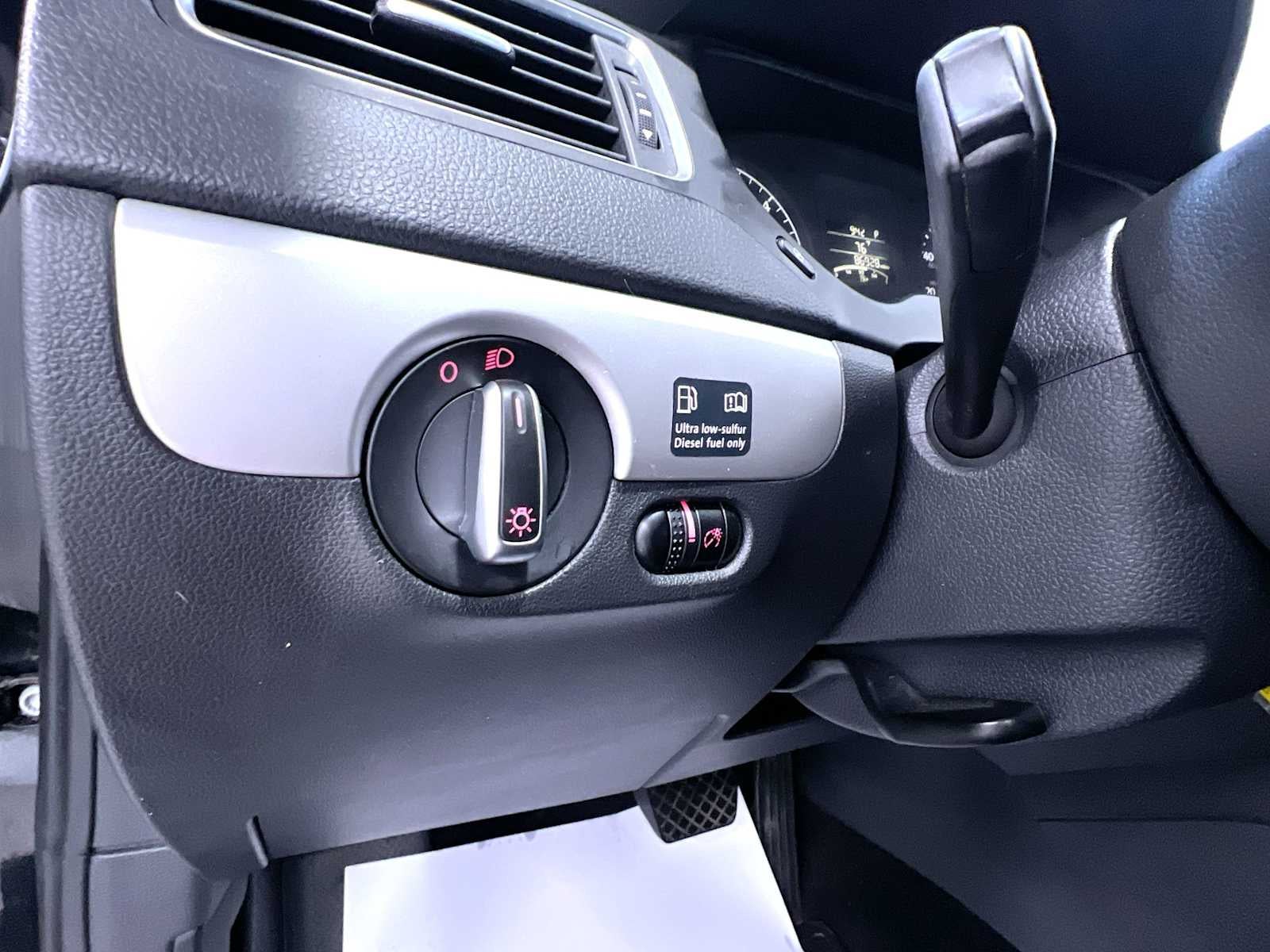 2011 Volkswagen Jetta TDI LE