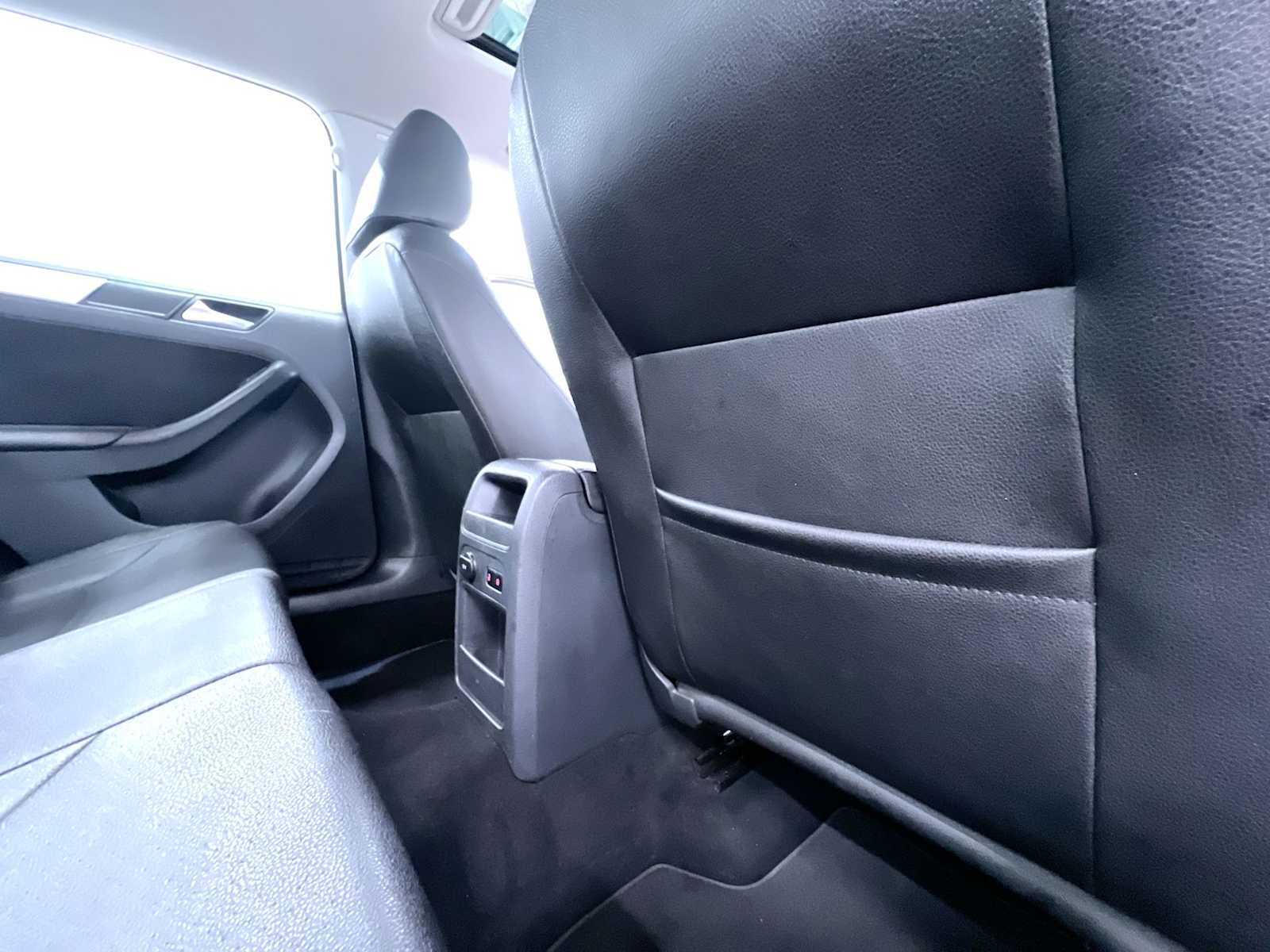 2011 Volkswagen Jetta TDI LE