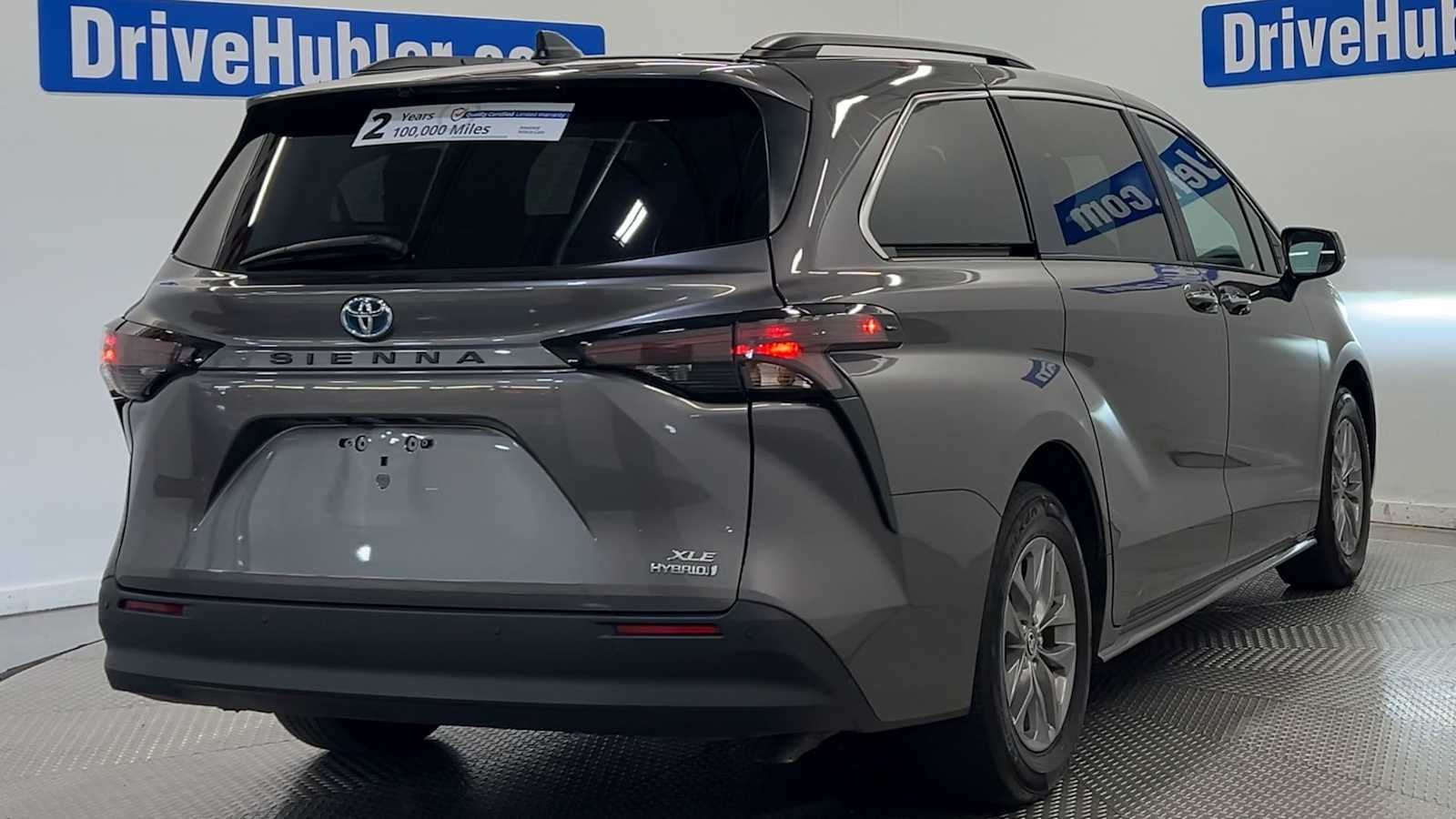 2024 Toyota Sienna XLE