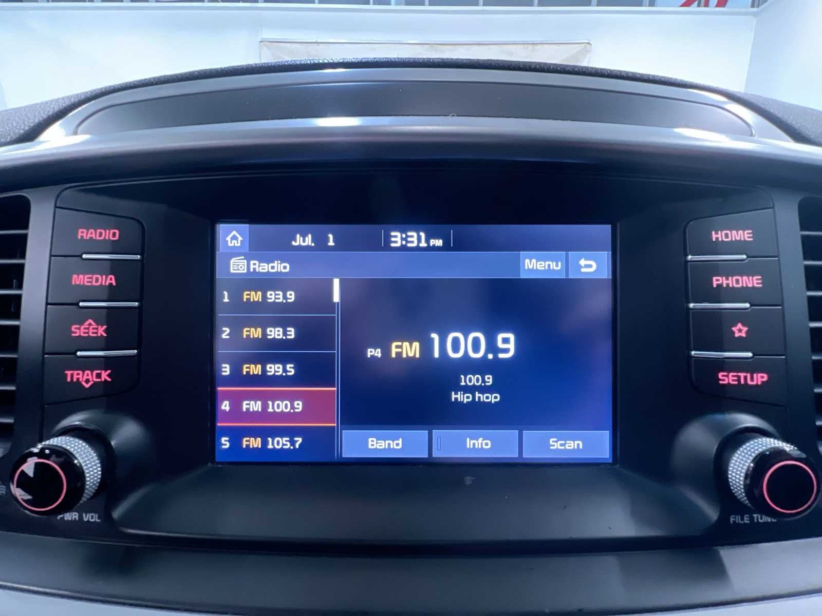 2019 Kia Sorento LX