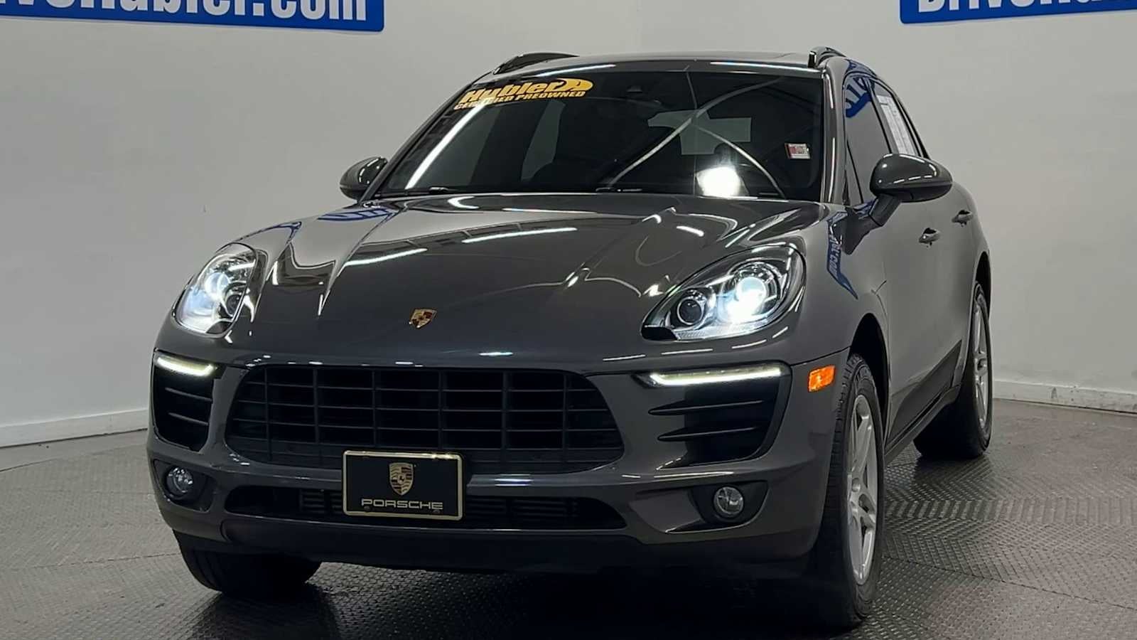 2018 Porsche Macan AWD