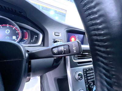 2018 Volvo V60 Cross Country Platinum