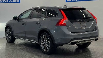 2018 Volvo V60 Cross Country Platinum