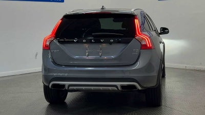 2018 Volvo V60 Cross Country Platinum