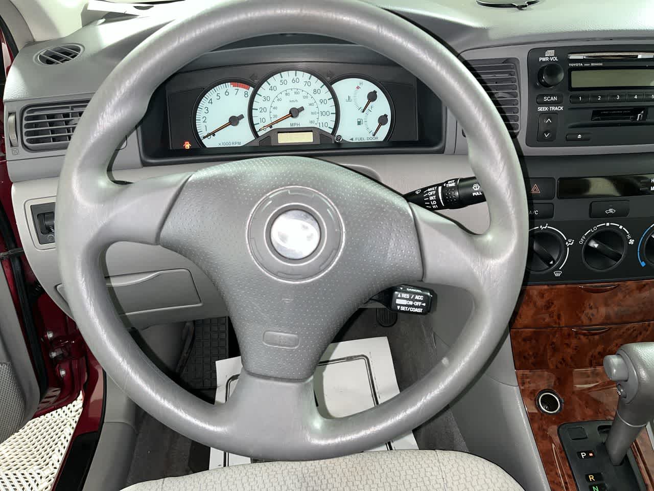 2004 Toyota Corolla LE