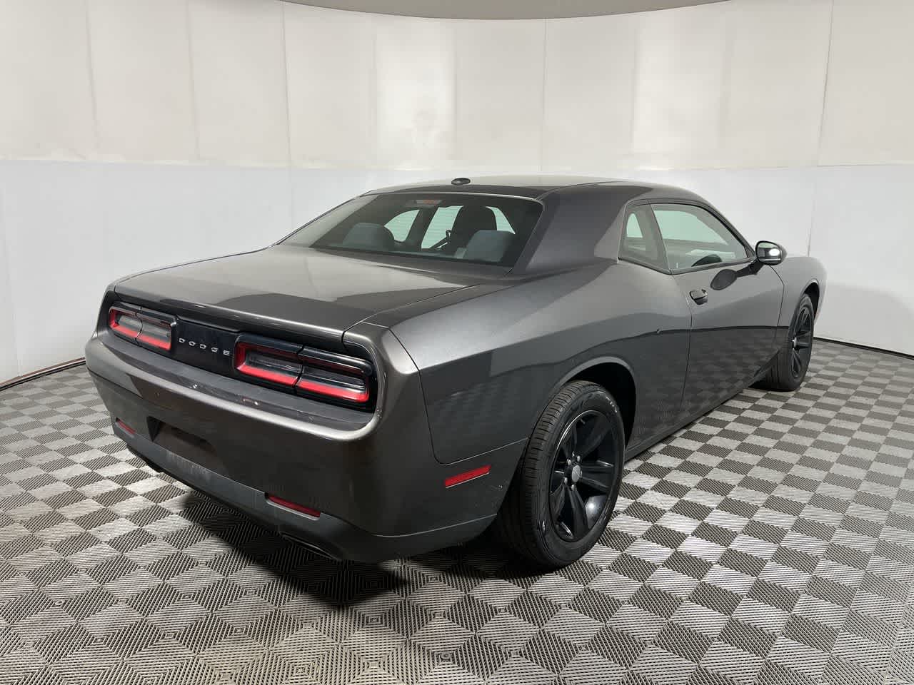 2016 Dodge Challenger SXT