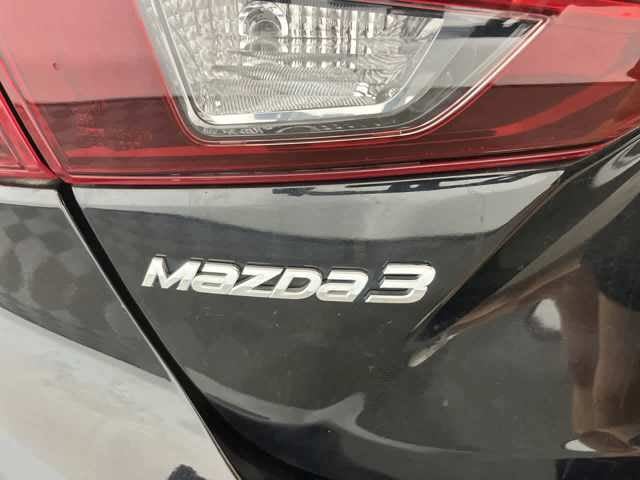 2018 Mazda Mazda3 4-Door Touring