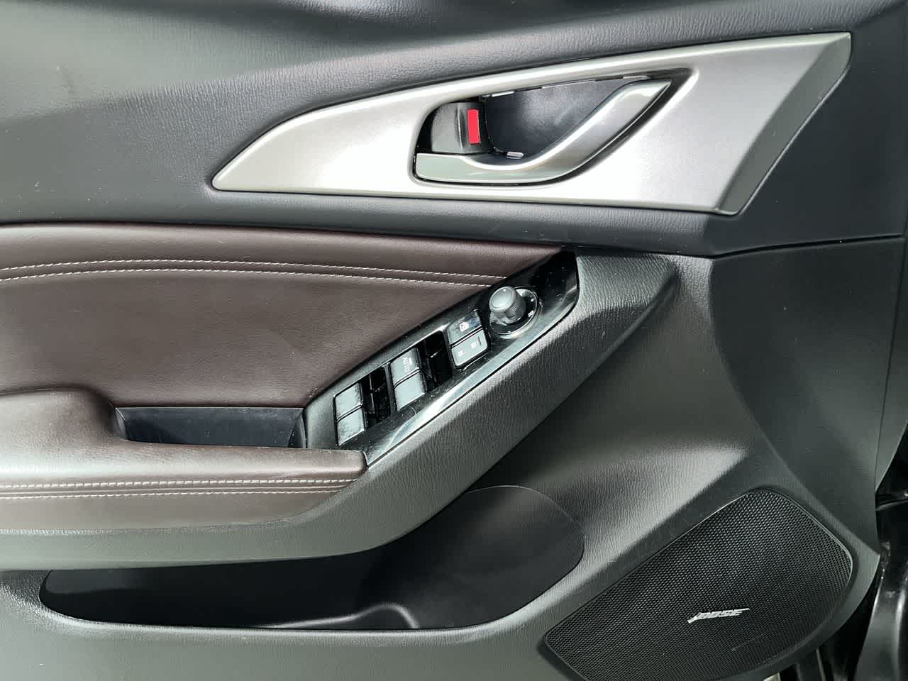 2018 Mazda Mazda3 4-Door Touring