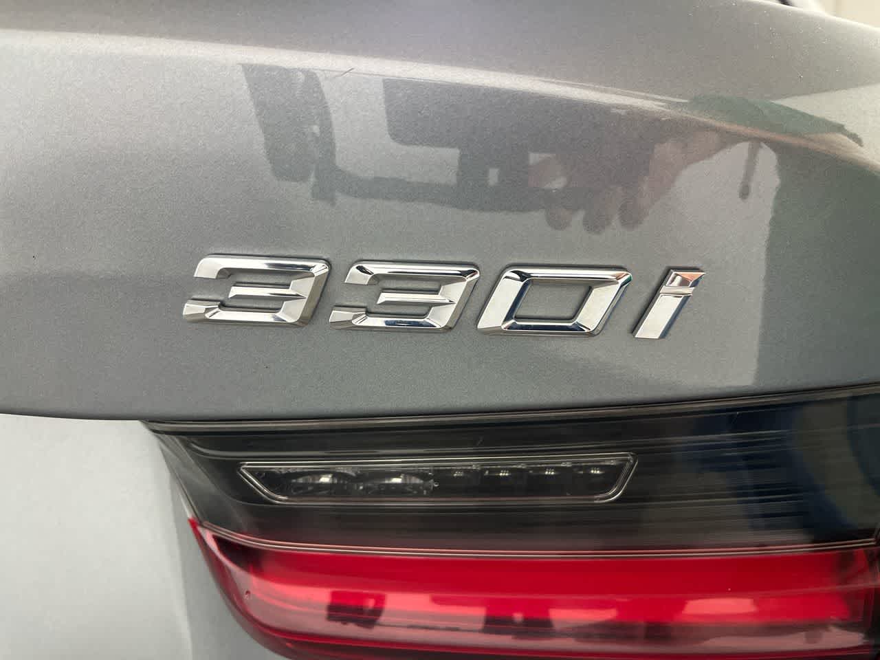 2025 BMW 330i 330i