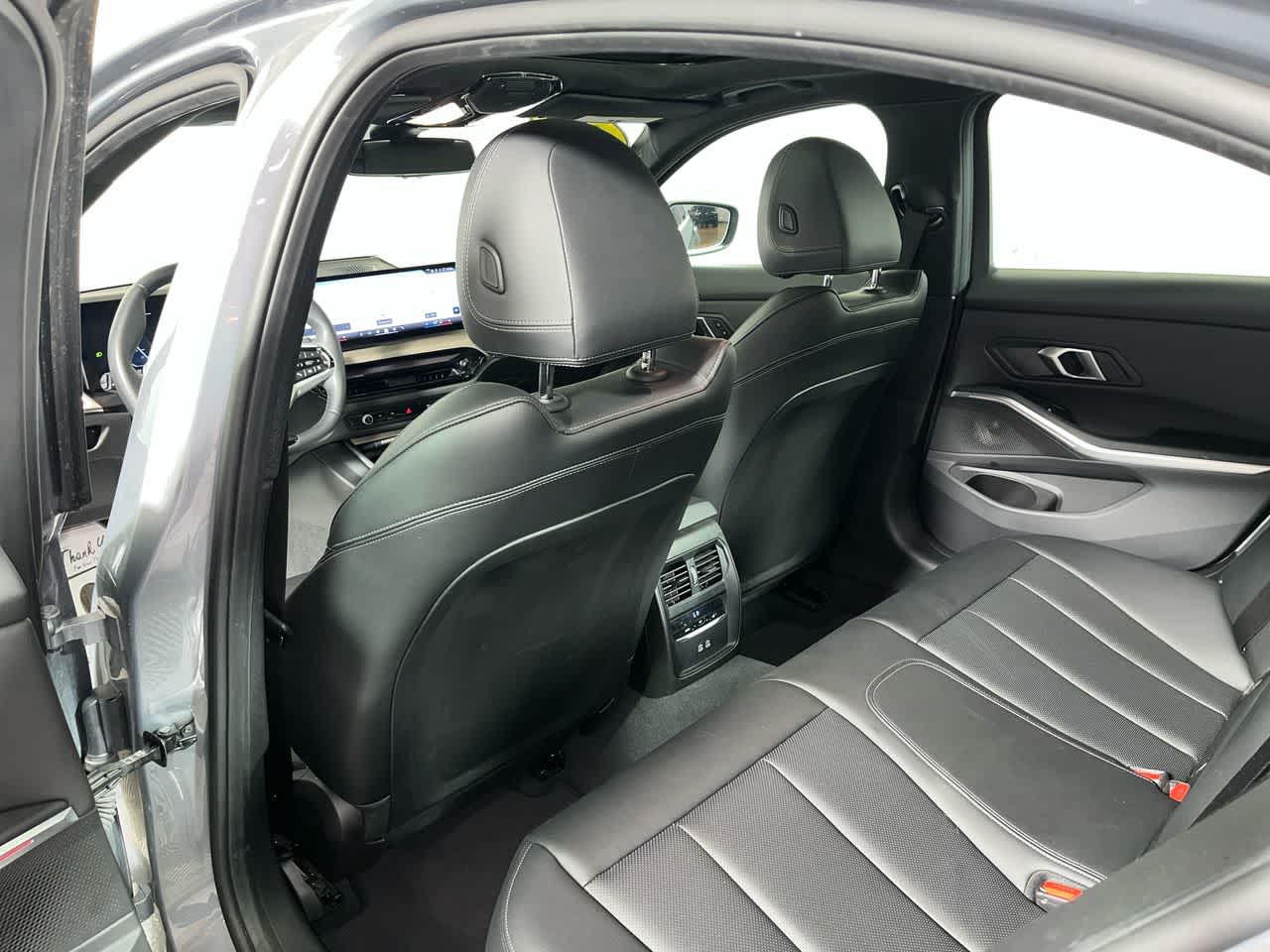 2025 BMW 330i 330i