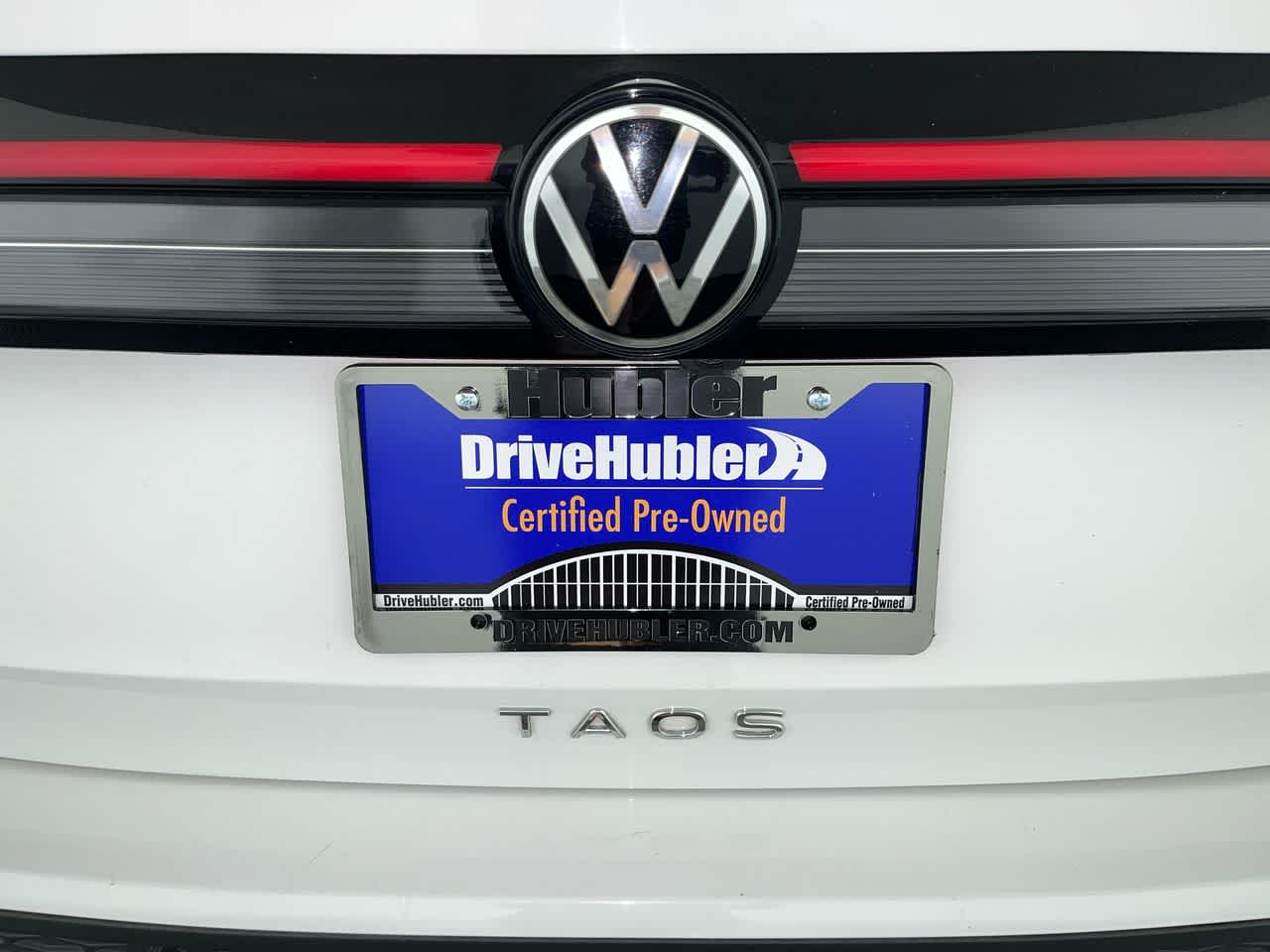 2025 Volkswagen Taos SE
