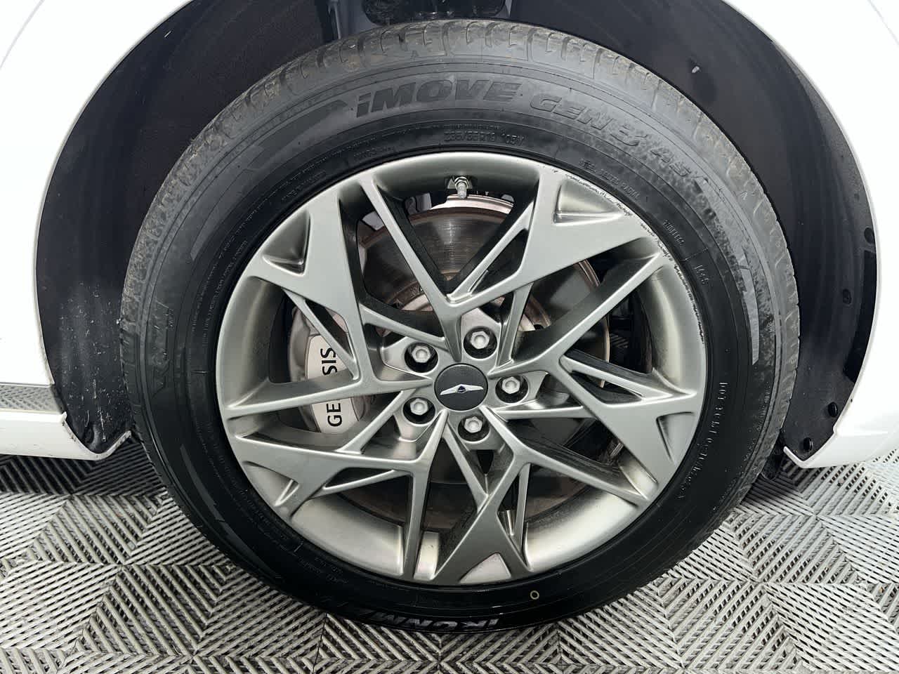 2025 Genesis GV70 2.5T