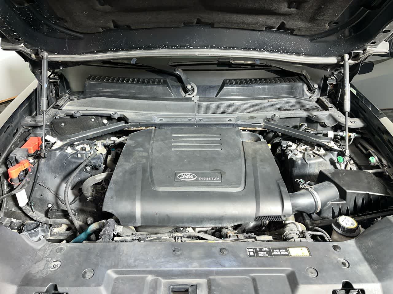 2025 Land Rover Defender S