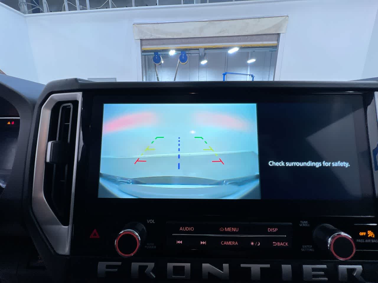2025 Nissan Frontier SV
