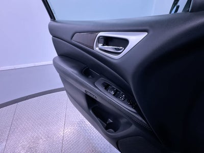 2014 Nissan Pathfinder Platinum