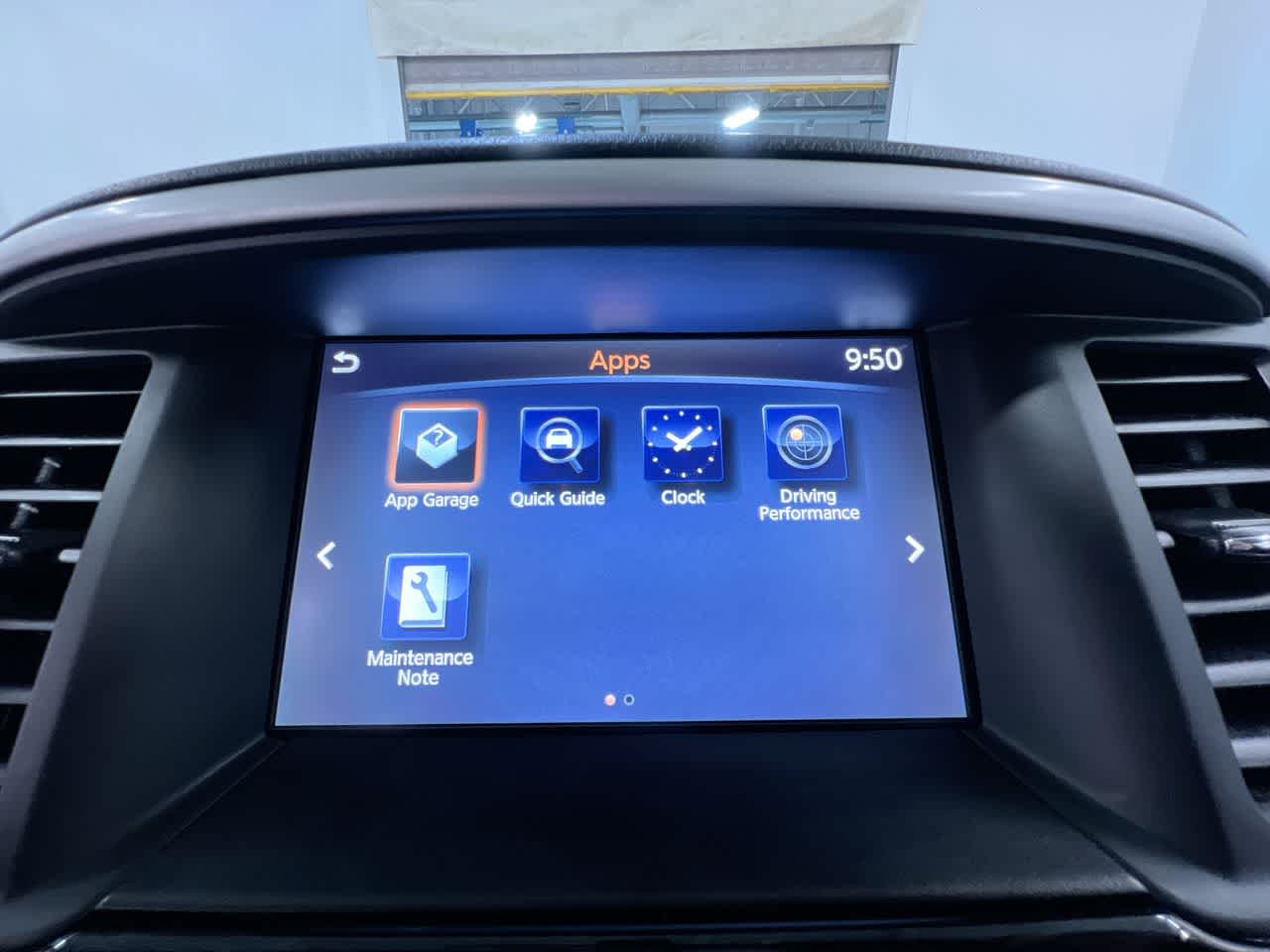 2018 Nissan Pathfinder SV