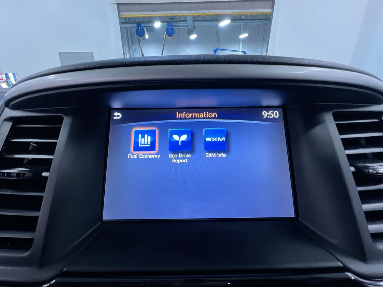 2018 Nissan Pathfinder SV
